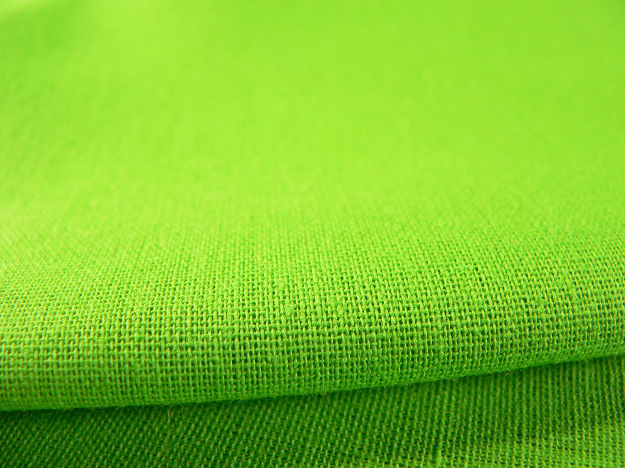Хлопок зеленого цвета. Хлопчатая ткань бязь. Зеленая ткань. Салатовая ткань. Сукно хлопчатобумажное.