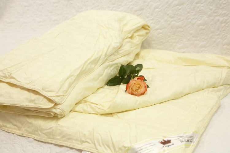 Купить шелковое одеяло в Рязани